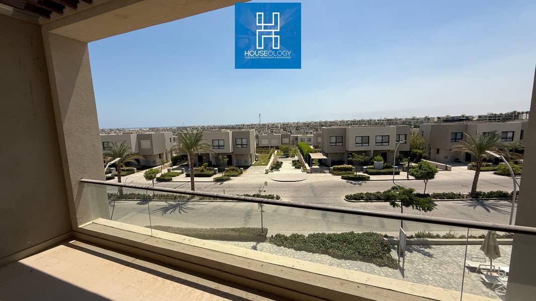 10 WhatsApp Image 2025-11-25 at 13.43. 55 (1). jpeg