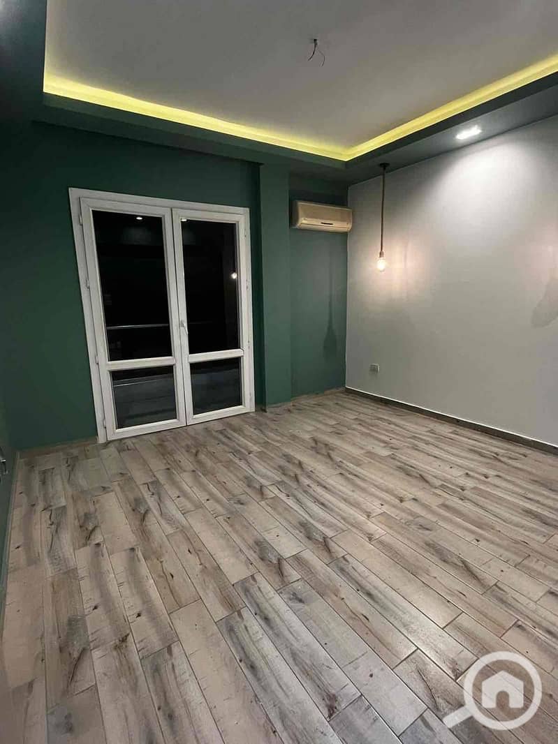 8 f4c57db0-8fcf-4b46-a434-4a91f20cc0ce. jpg