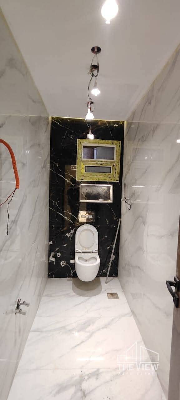 6 WhatsApp Image 2025-12-16 at 22.15. 31_26cad735. jpg