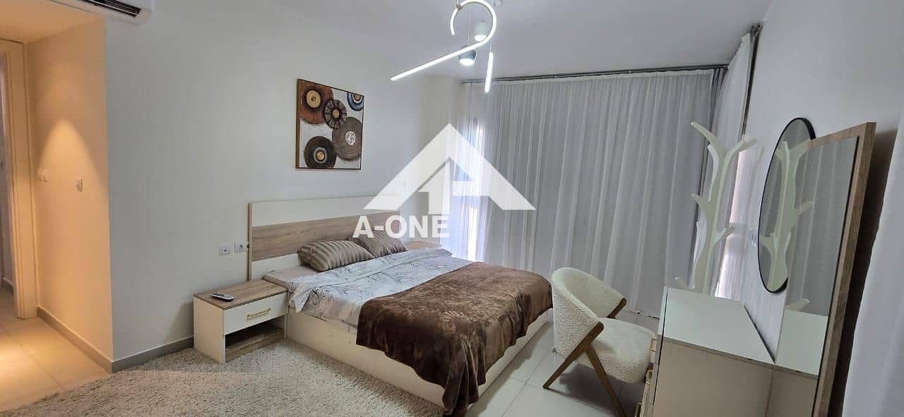 4 5cc8a9c6-b9a9-4aaf-a3a3-21c1f6f0d951. jpg