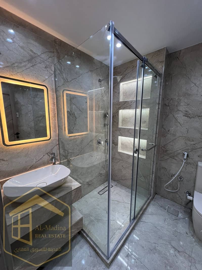 5 WhatsApp Image 2025-12-16 at 10.41. 28 PM (1). jpeg