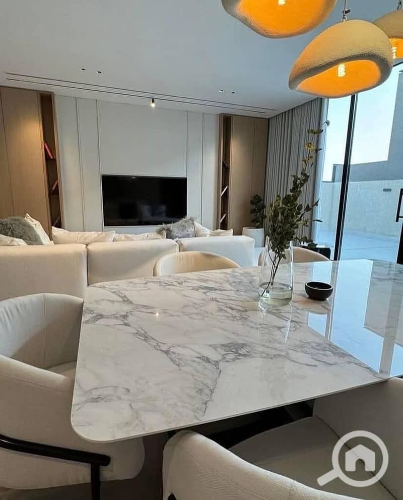 3 473894644_122135108468548482_36021268019768301_n. jpg