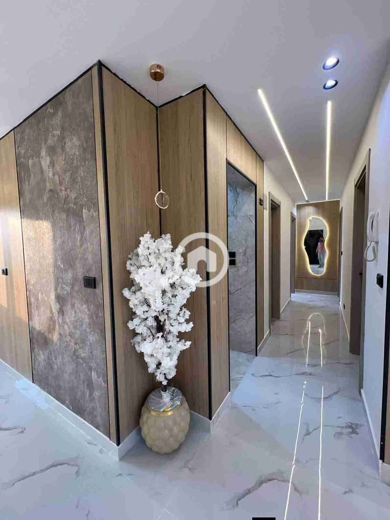 1000813791. jpg 1000813791. jpg