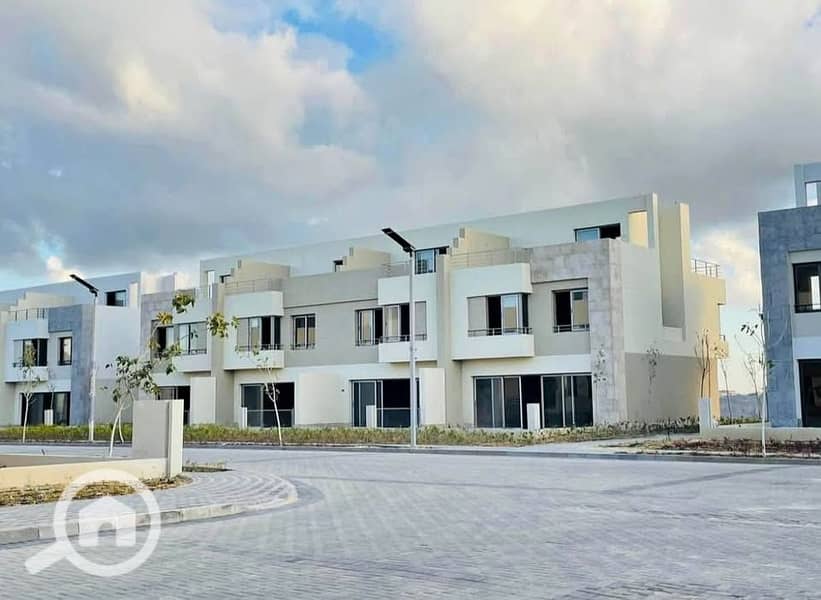 4 568489044_816957414840926_1502961036715371613_n. jpg