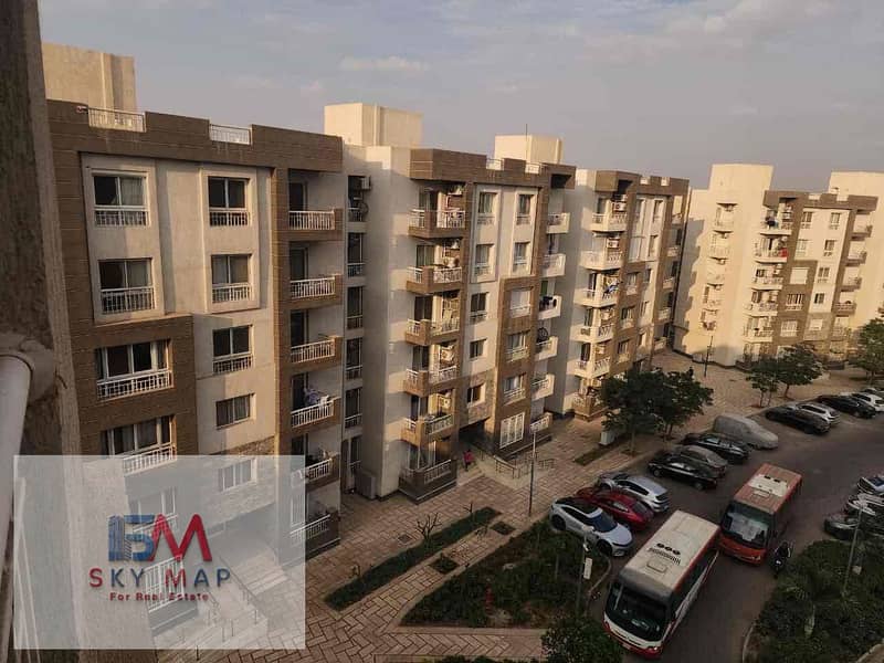 11 b33fd8f9-2e0c-41ea-b805-d623e540369a. jpg