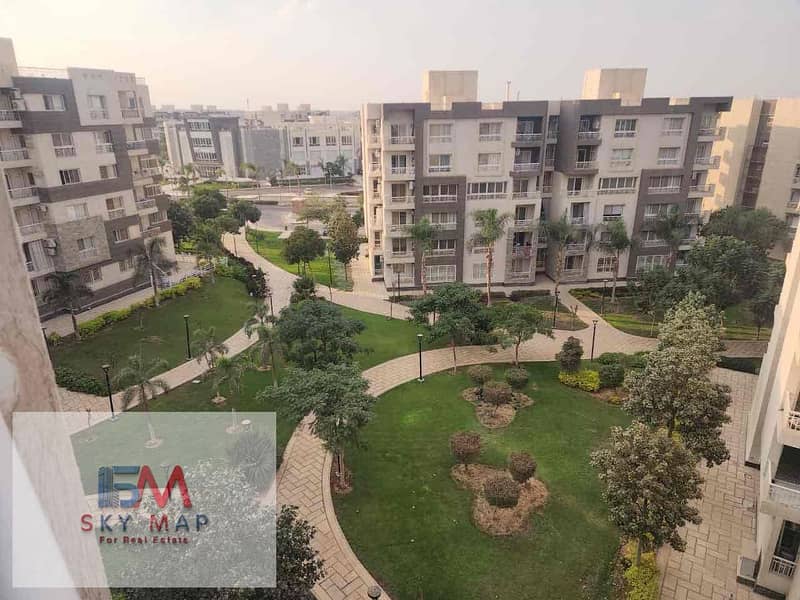 14 1e7c9ff4-8ac1-4476-9992-07f310226dd7. jpg