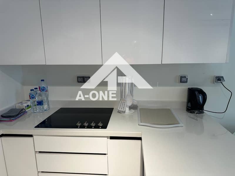 7 45945cae-fa46-47cc-a144-13b620ebbacc. jpg