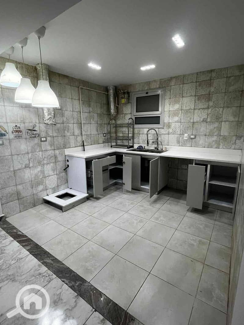 7 6eca1ed2-115a-496d-bdcd-9511061762d9. jpg