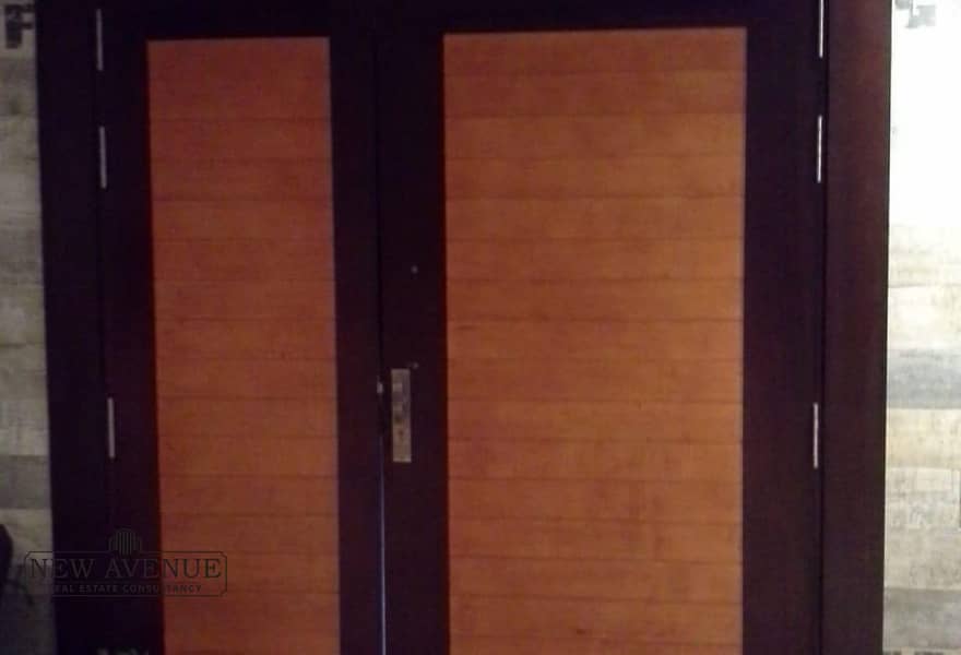 4 126722ea-ed1b-4cb0-bc36-82a9174b77fc. jpg