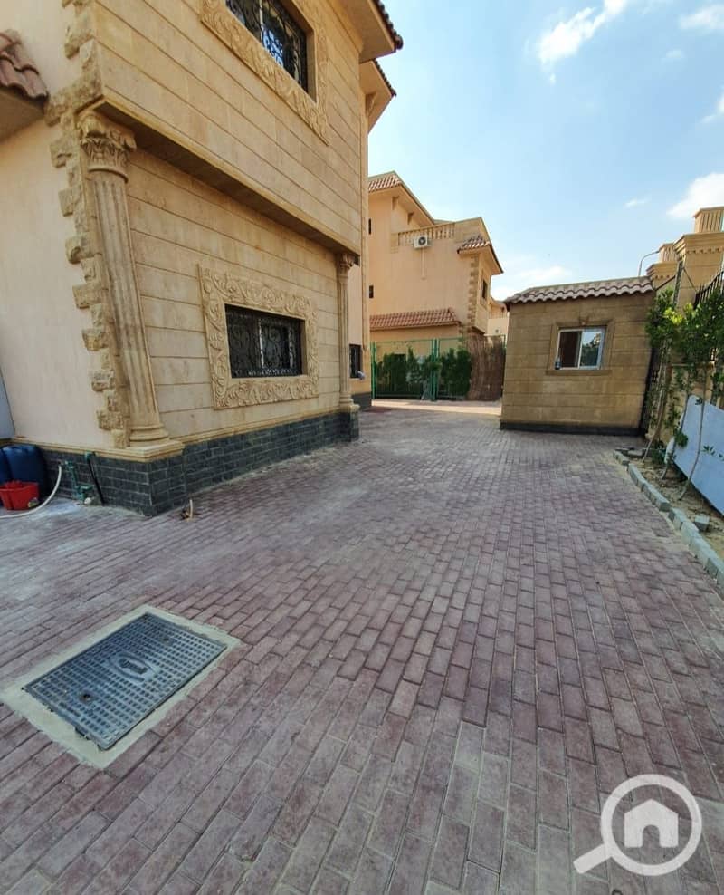 8 WhatsApp Image 2025-12-17 at 12.11. 22 AM (1). jpeg