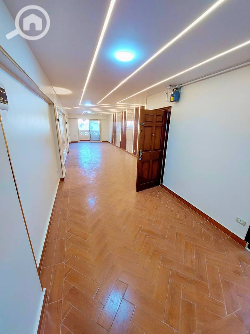 12 600992079_25520798287537255_1863123639575209721_n. jpg