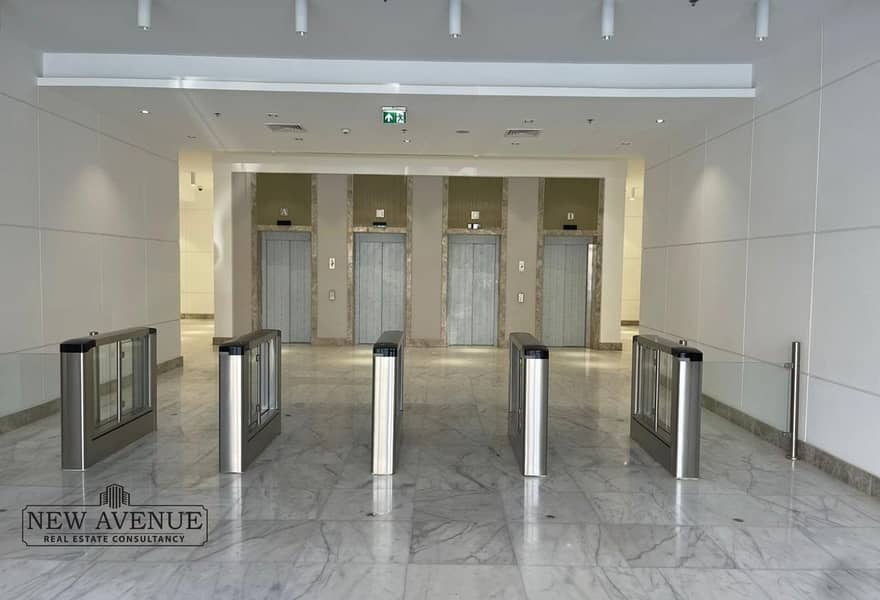 5 7fad2794-dfba-4998-a27f-66980d9aa732. jpg