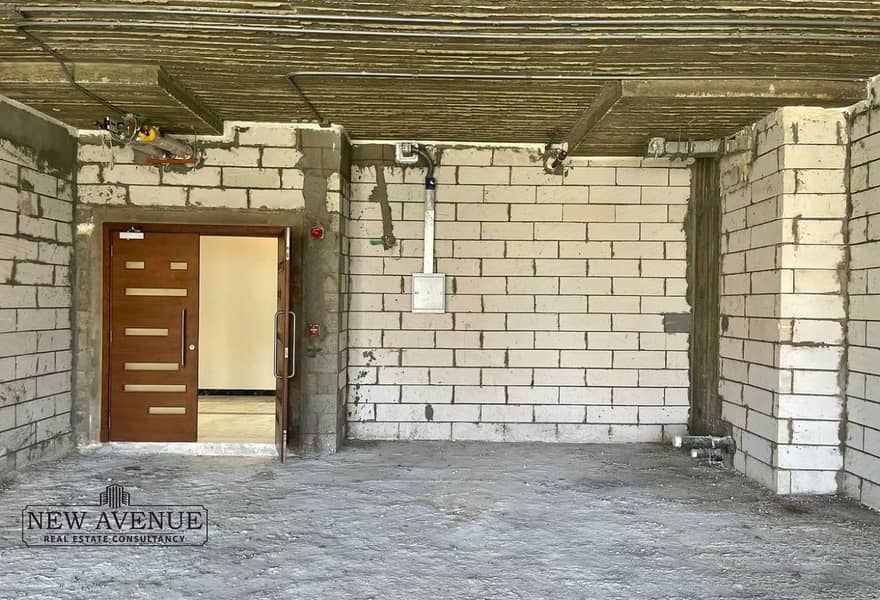 8 ffef7254-101e-4f9c-84a2-77e72673793d. jpg