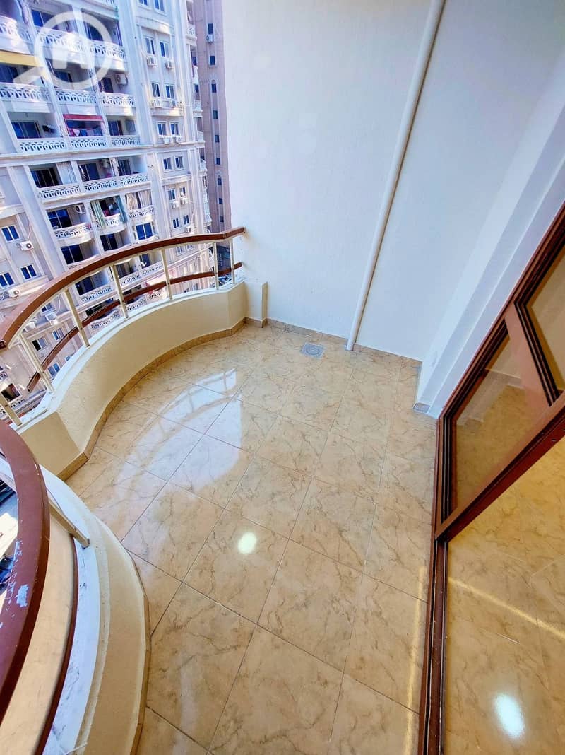 10 598994153_25520635660886851_4664000161189917904_n. jpg