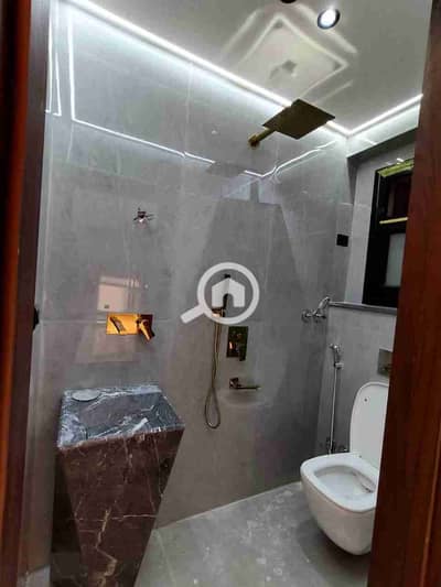 4 Bedroom Apartment for Sale in 6th of October, Giza - IMG-20251114-WA0058. jpg 4 Bedroom Apartment for Sale in 6th of October, Giza - IMG-20251114-WA0058. jpg