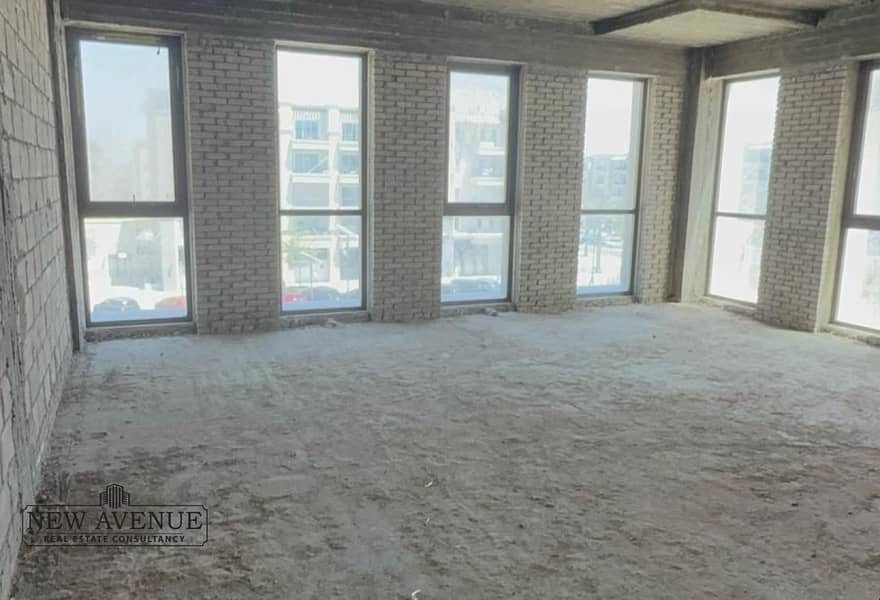 6 475782e8-833f-4142-8934-5a8627da2b99. jpg