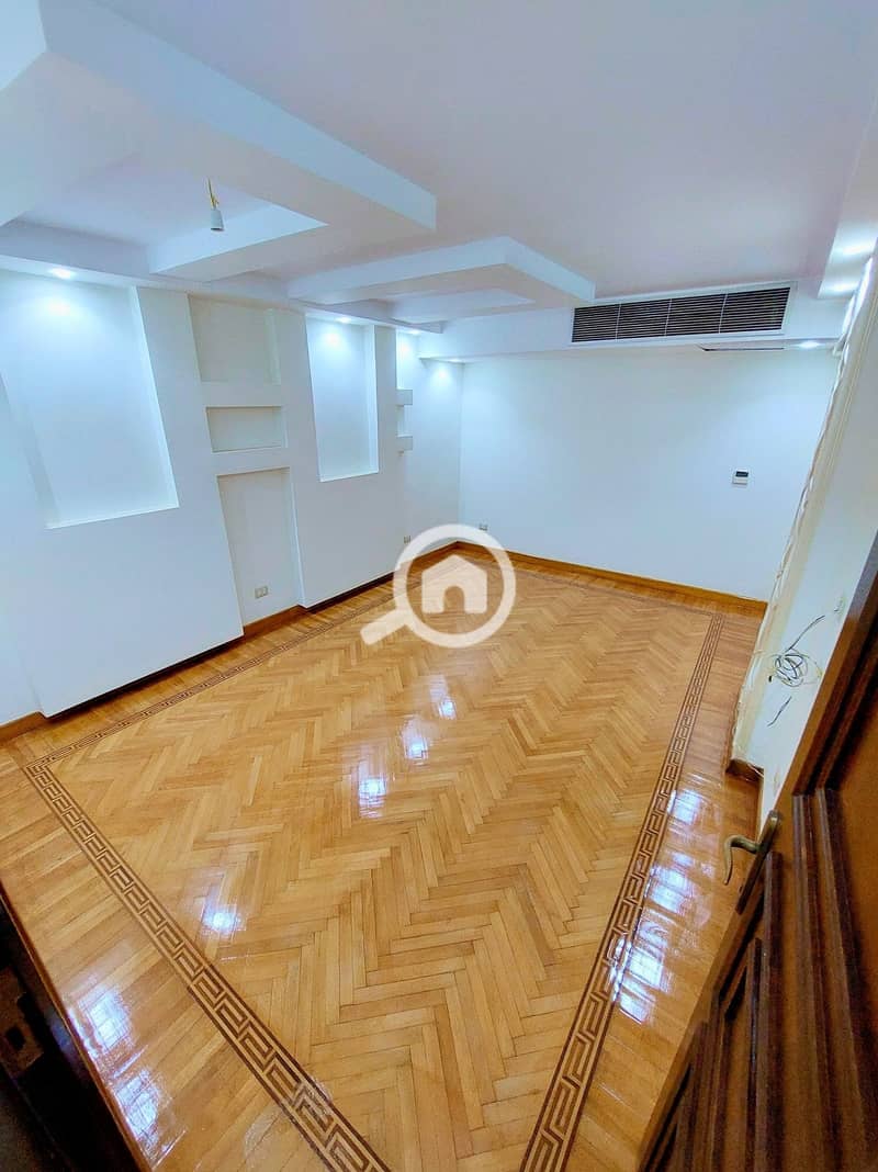 7 594032964_25409711108645974_265593843140657078_n. jpg