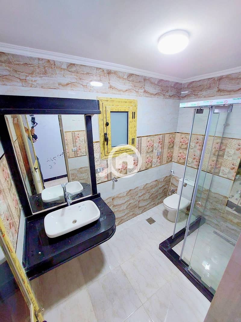 2 592911511_25386220390995046_5174276409681444315_n. jpg