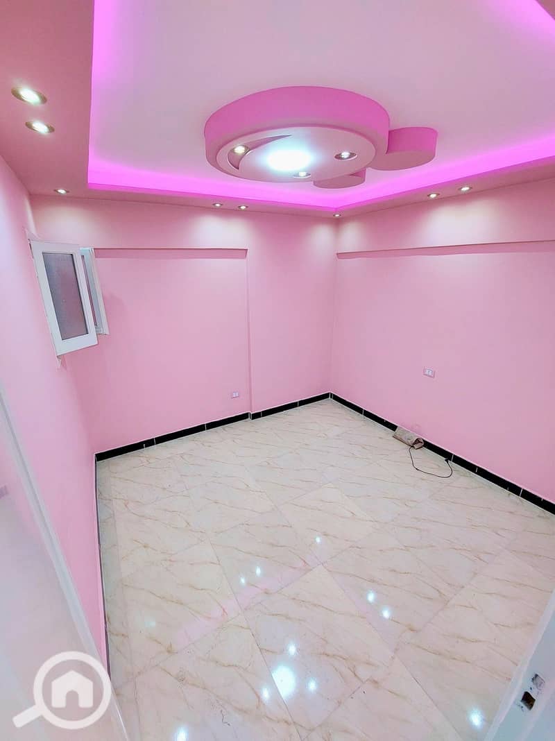 4 591248980_25386219790995106_5981443060680913492_n. jpg