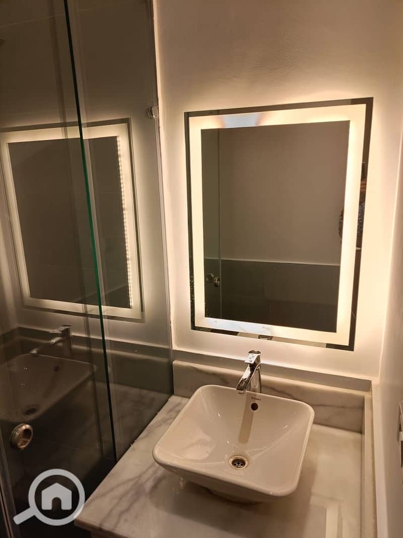 12 a1bca342-3acb-44fd-87b6-d9d1b4d54d54. jpeg