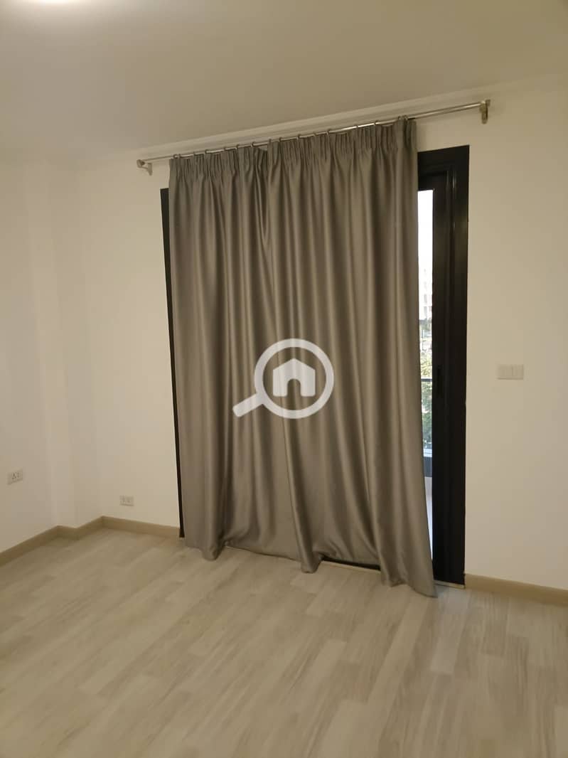 19 4a12f5bc-ace1-4507-95c2-ff66abc8b8fc. jpeg