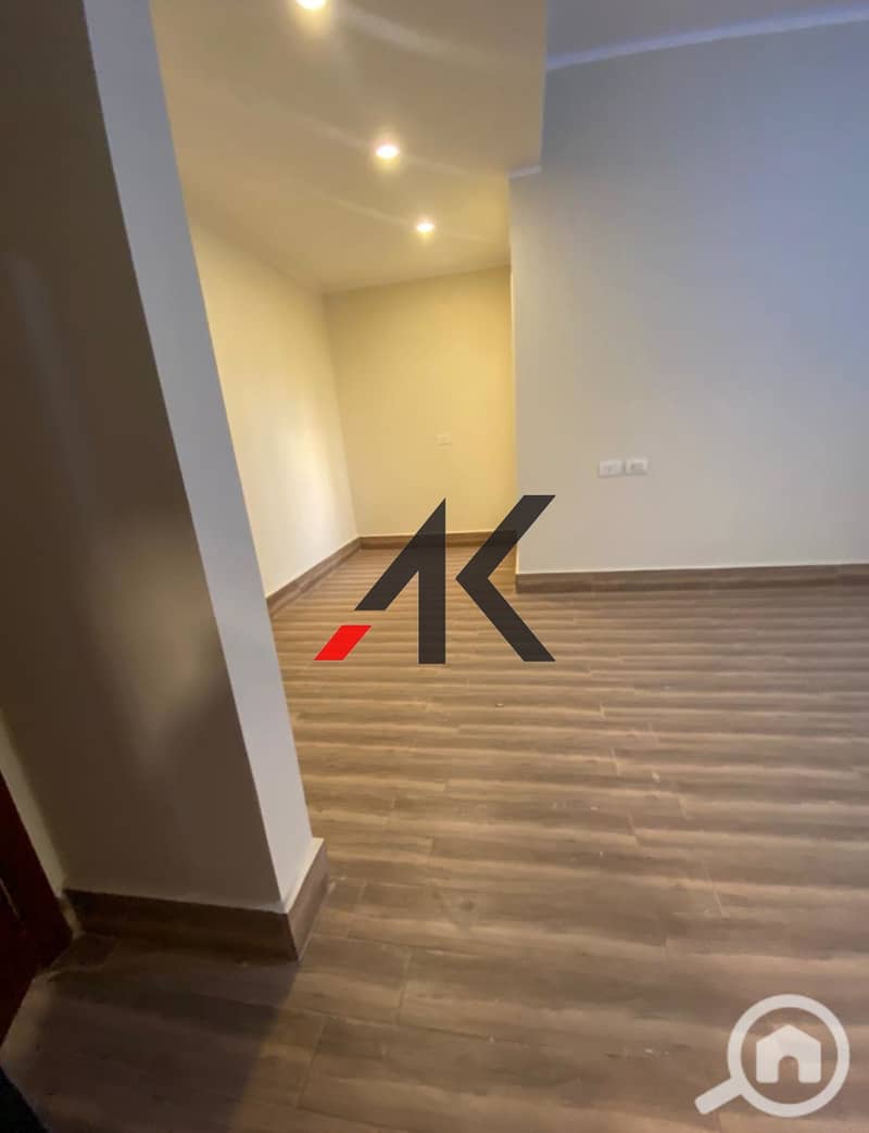 8 WhatsApp Image 2025-12-16 at 12.53. 04 PM (1). jpeg