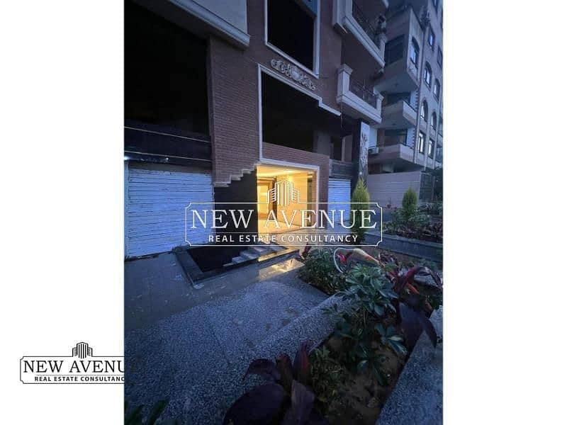 5 486f0fe6-257b-4127-a9e1-94d95d64679e. png