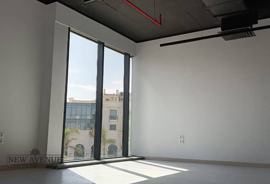 4 fc3529f1-fcd6-4353-bcf4-014914b12de2. jpg