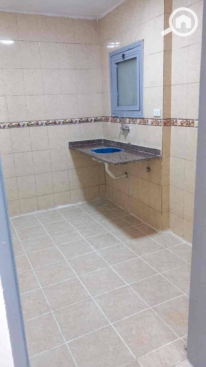 6 b8476ed6-0f10-43b0-b40b-3f896d1b8307. jpg