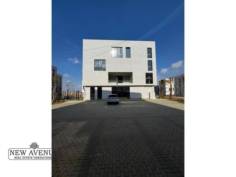 4 d10edc86-3538-4039-81f3-07f3310116be. png