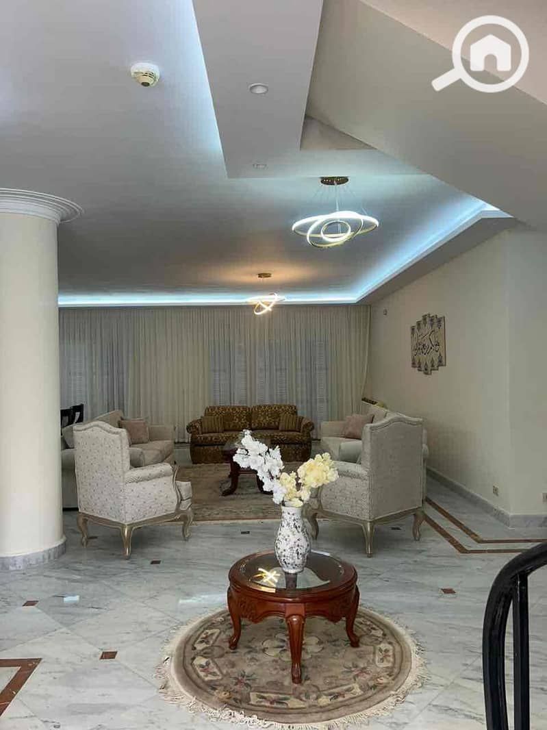 9 230a23c2-1039-44ae-a5e4-4b7d2fecdceb. jpg