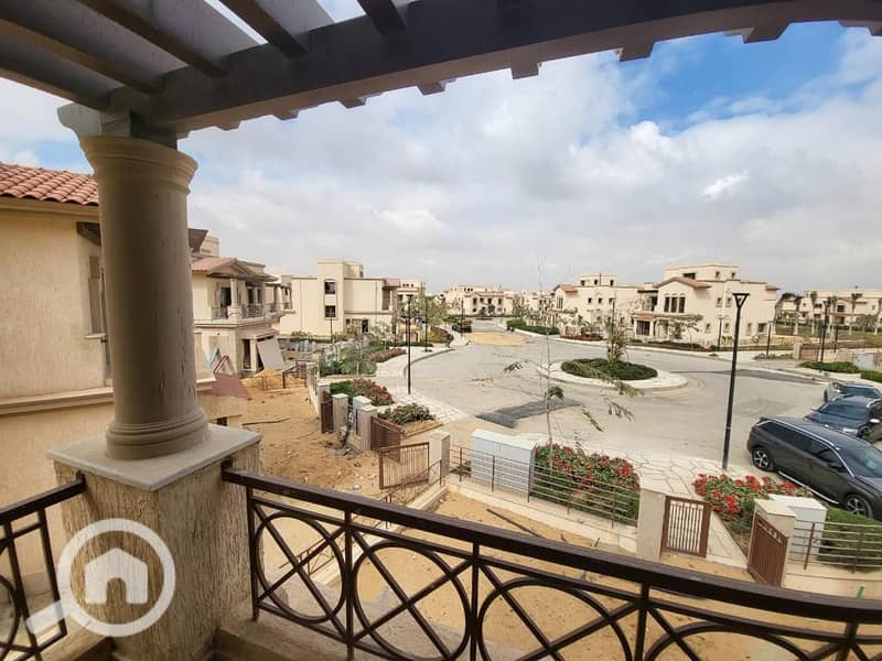 6 adeaf45e-be3d-42b5-ba33-a475e9b208fb. jpg