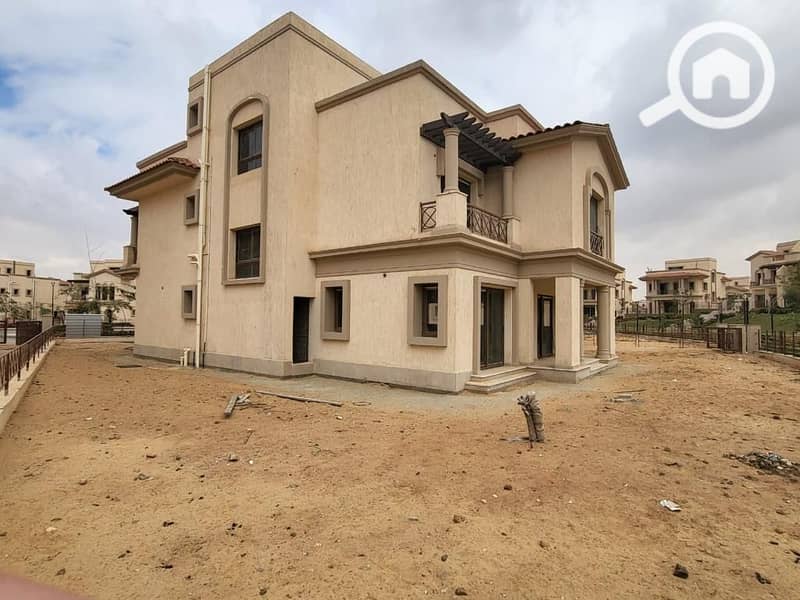 9 f266c475-a18f-43ef-b93f-a8e43c9c04d6. jpg