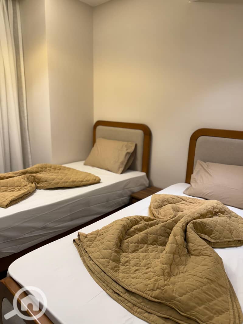 13 55ef03fc-11cc-40e9-98b8-060ff7828736. jpeg