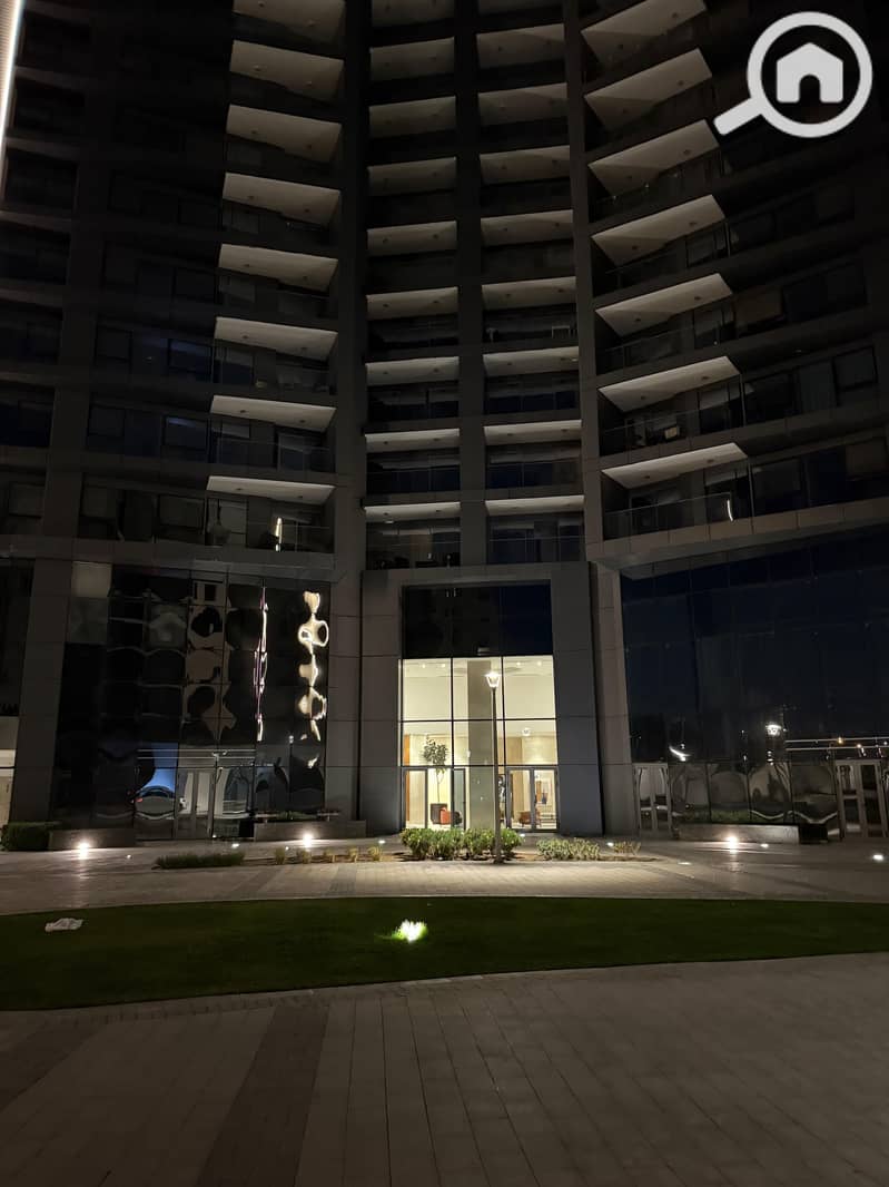 16 f6ee72ac-f730-4fa5-ac34-7d1ca17736c4. jpeg