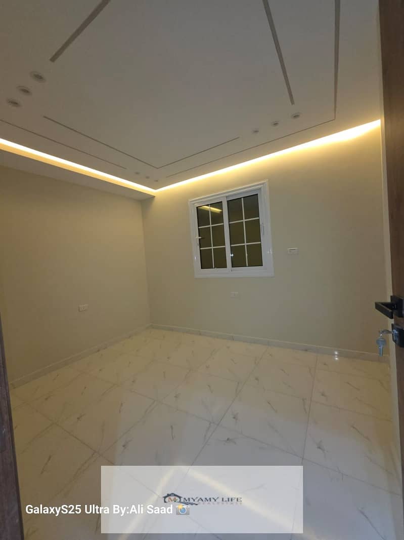 4 WhatsApp Image 2025-12-16 at 7.57. 18 PM. jpeg