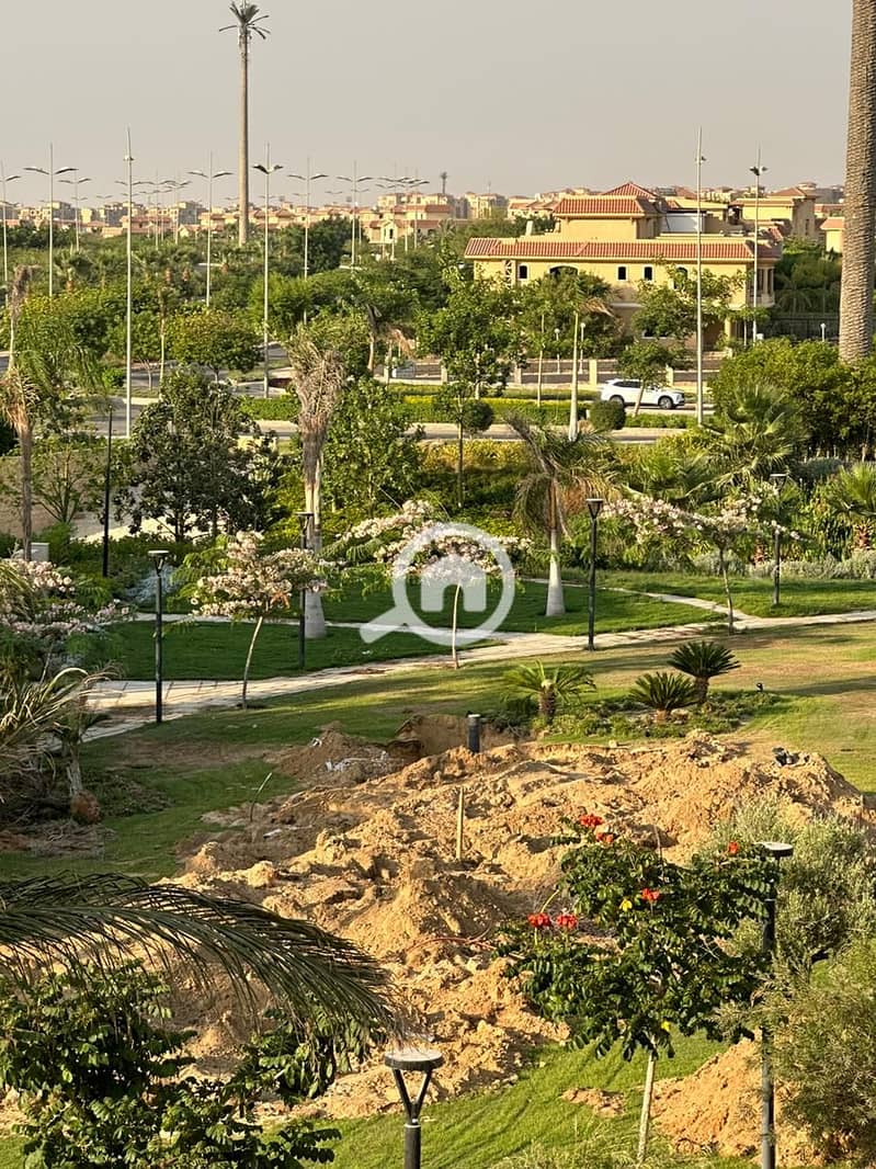 4 87846fb4-0780-4d1c-85d4-d0ef2fa85e23. jpg