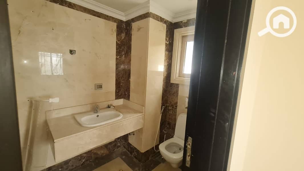 10 51c51c48-4ad7-423d-b5dd-aadf31c7c609. jpeg