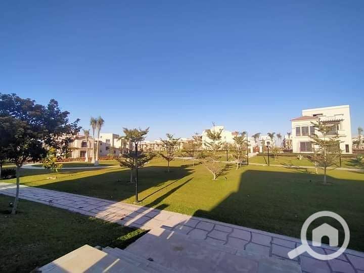 7 c9fb9cab-9e04-4fd7-83eb-6eefdd7bc904. jpg