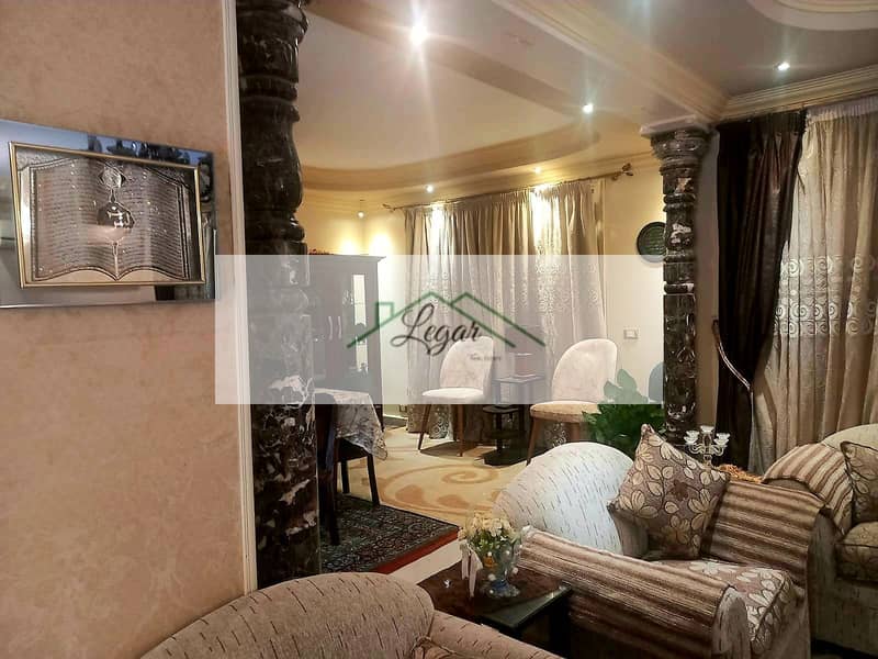 2 b0f0cc27-cd97-4f45-84c1-80f8792c1583. jpeg