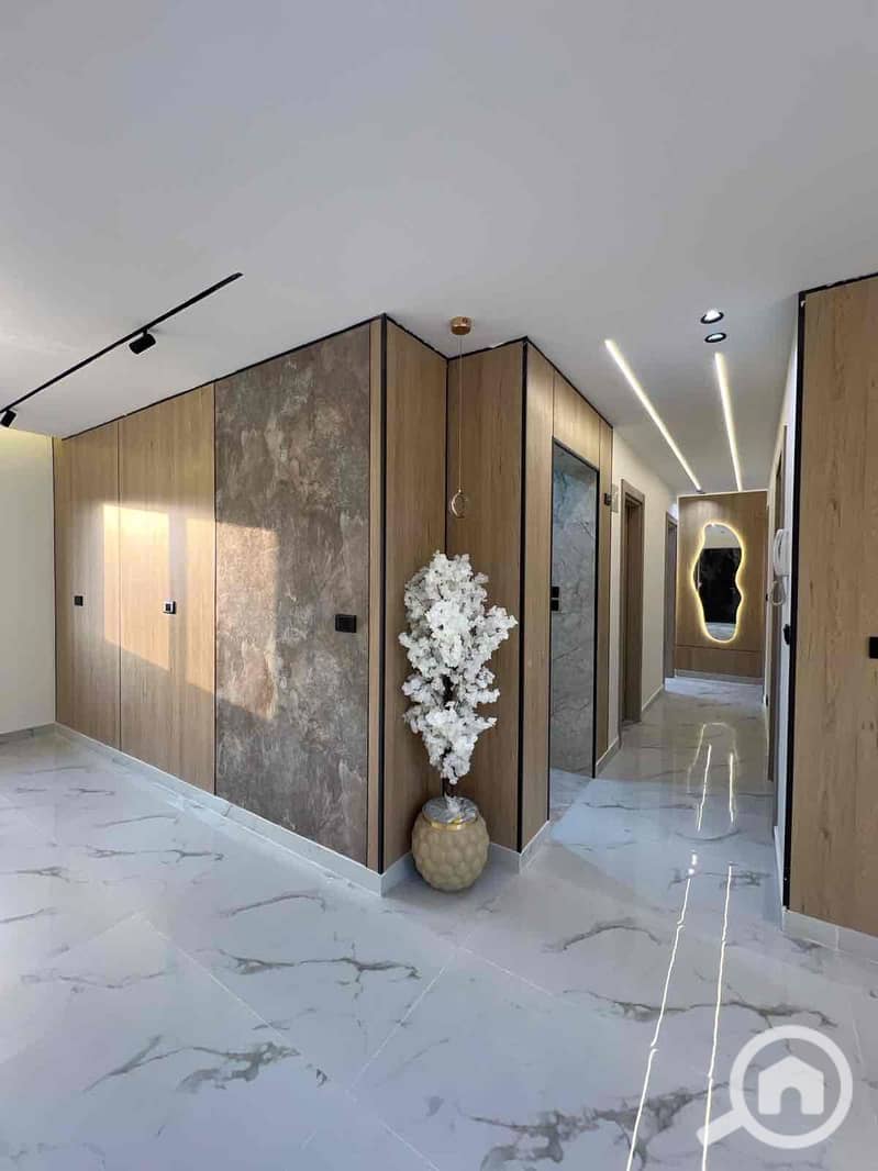 4 6027669b-7c94-4c7f-95b0-8981c00a2487. jpg