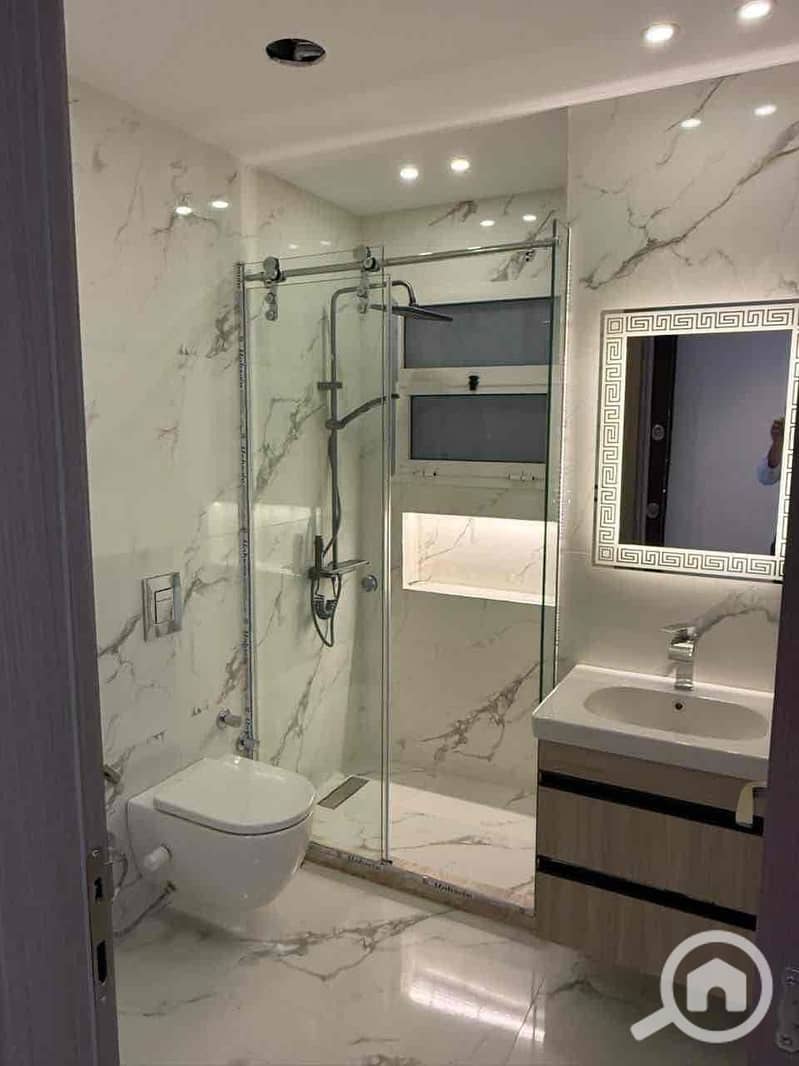 9 0fc546e2-08ed-4bbf-86f5-eb2a65018982. jpg