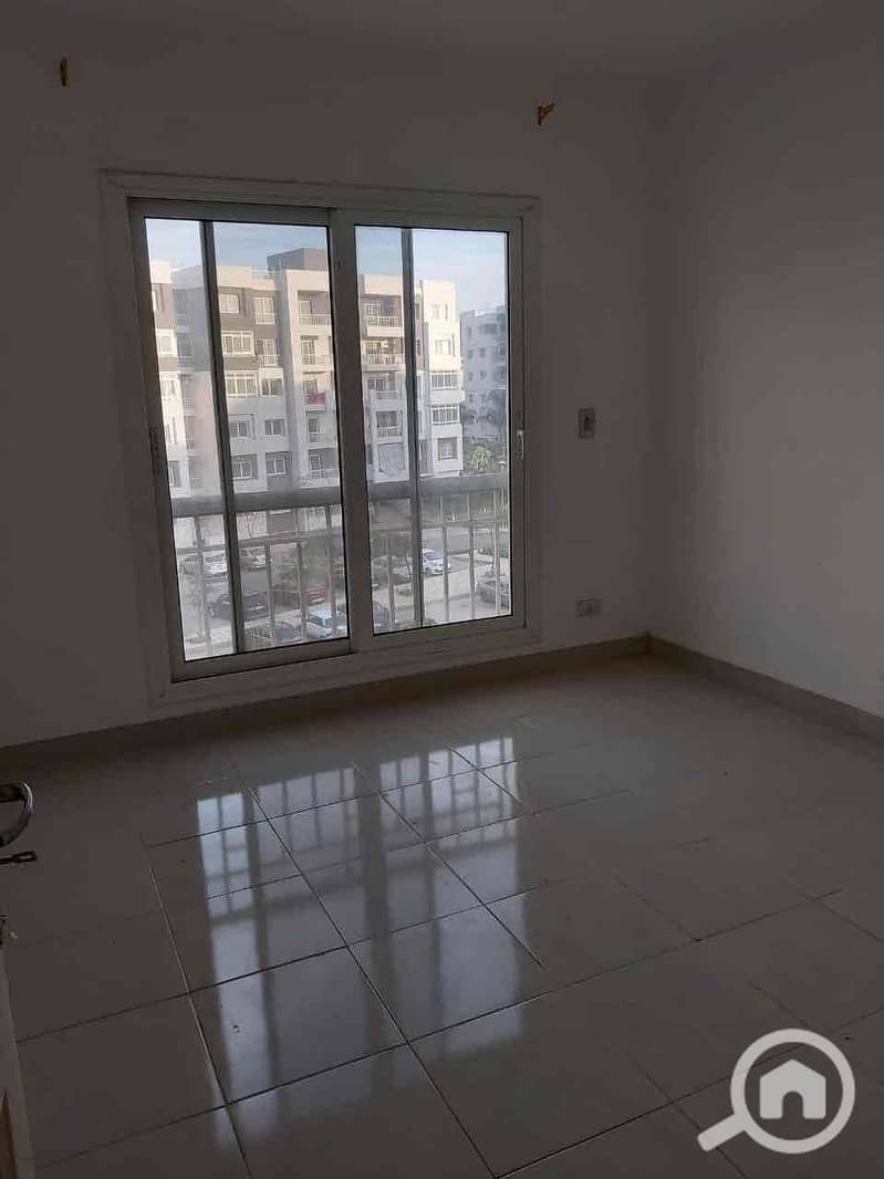 5 ef957095-c579-41e5-98af-ebc66177c38e. jpg