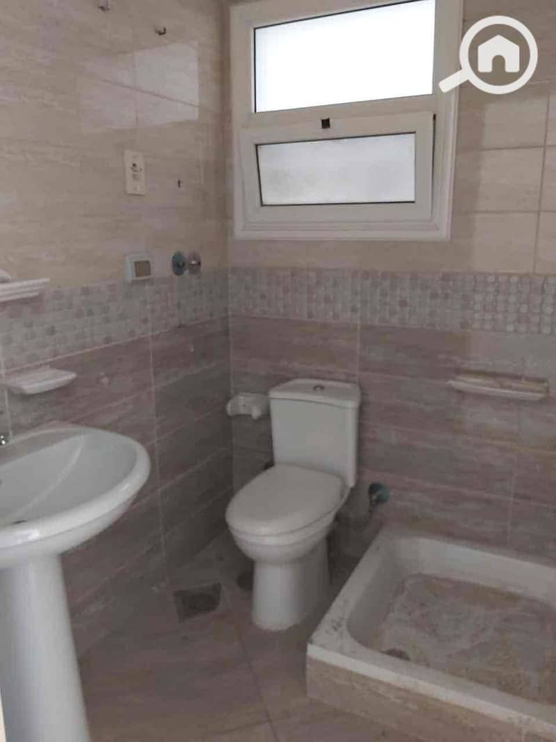 7 819a1a3a-71d1-4c3c-8f17-36a4e1eee711. jpg