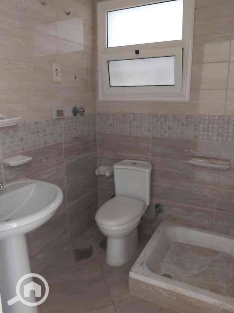 13 819a1a3a-71d1-4c3c-8f17-36a4e1eee711. jpg