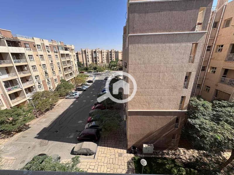 3 00693e10-bda9-41f3-82d5-1c624a48b396. jpg