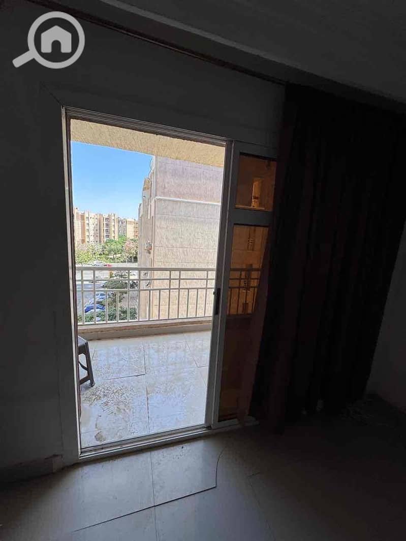 5 4a4c5842-b53e-4652-94bb-58a06aea4654. jpg