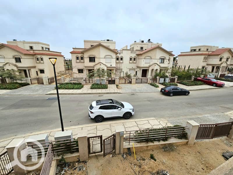 3 1c8e2817-545a-40ad-86f0-50aa5ef46f36. jpeg