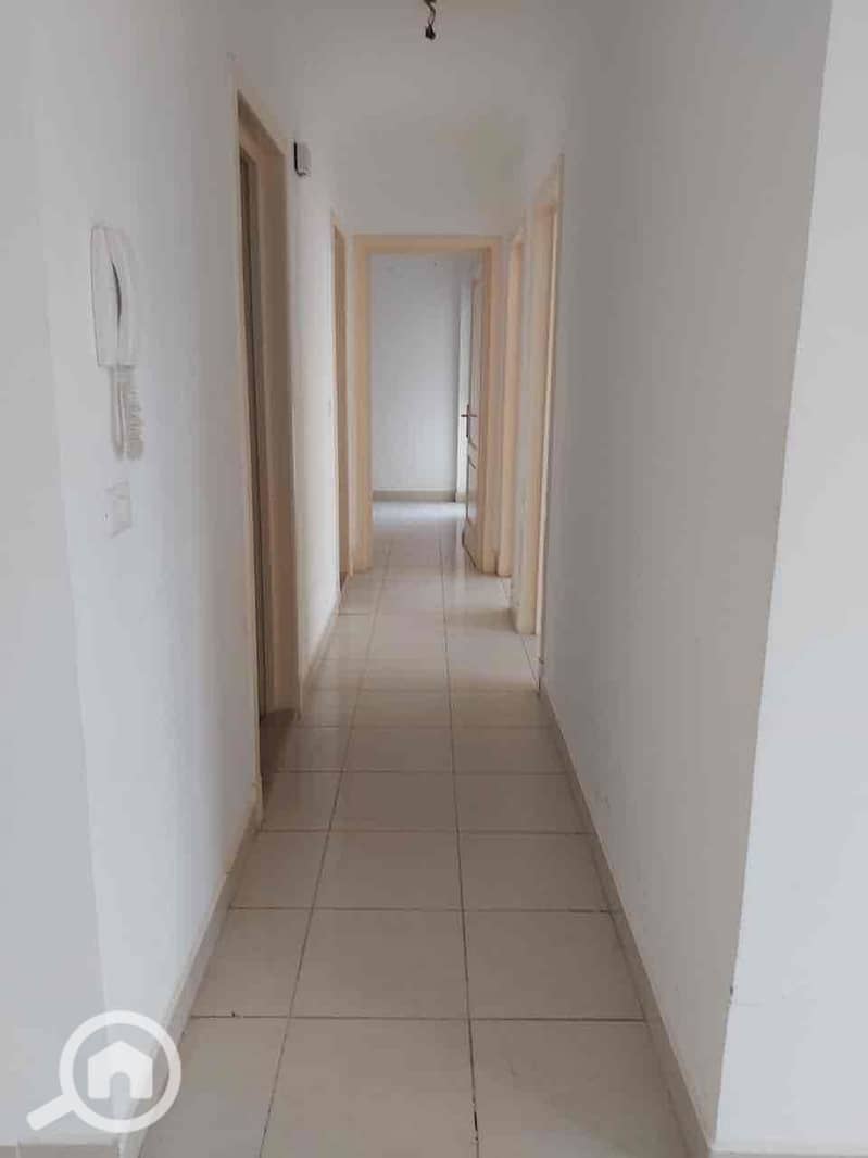 11 f8f122e9-9995-4a9a-bc67-27bc39ca8a0e. jpg