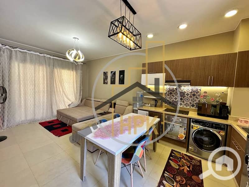 5 824bce3e-2cf1-4ba4-a551-31ea2485dfb7. jpg